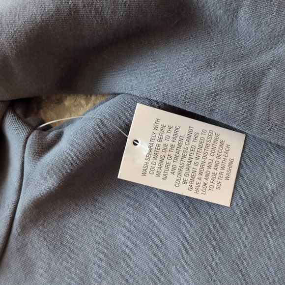 Taylor Swift Eras Tour Hoodie US 2023 dates NEW Medium - Picture 7 of 7